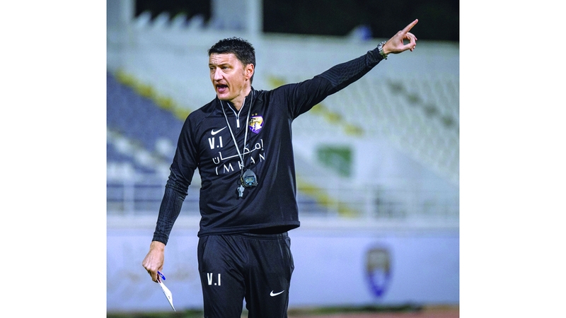 إيفيتش يمنح مدربي صربيا الصدارة في دوري أدنوك