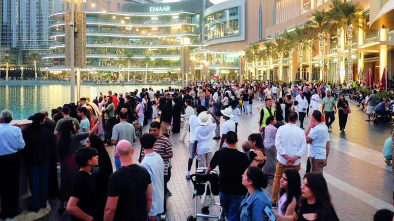 دبي تتفوق على المملكة المتحدة في الأجور والتعليم والطقس والرعاية الصحية