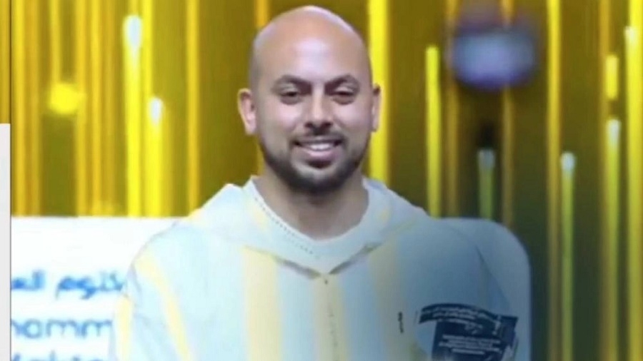 المغربي أحمد زينون "صانع الأمل".. من هو