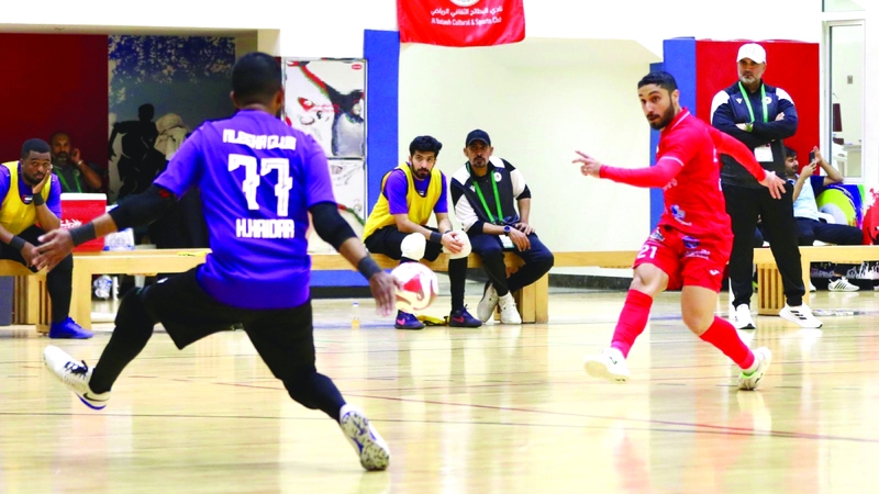 «كأس الصالات» يقترب من البطائح أمام خورفكان