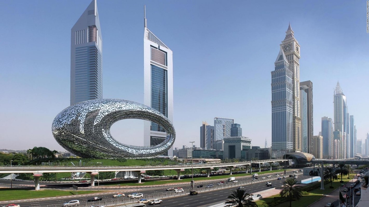 الإمارات تتبع استراتيجية شاملة لتوطين الصناعات التقنية