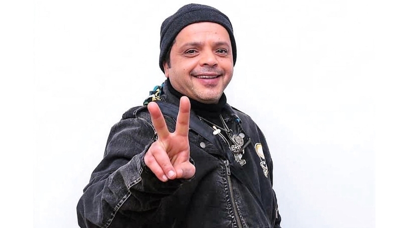 محمد هنيدي.. دون التوقعات في «شهادة معاملة أطفال»