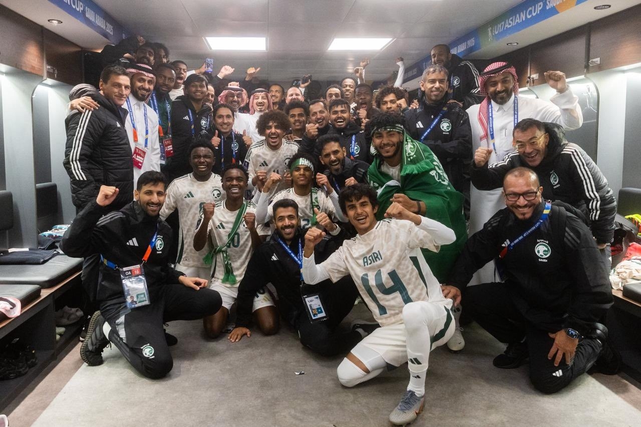 السعودية تحجز مقعداً في كأس العالم للناشئين بـ«ضربة ثلاثية» (فيديو)