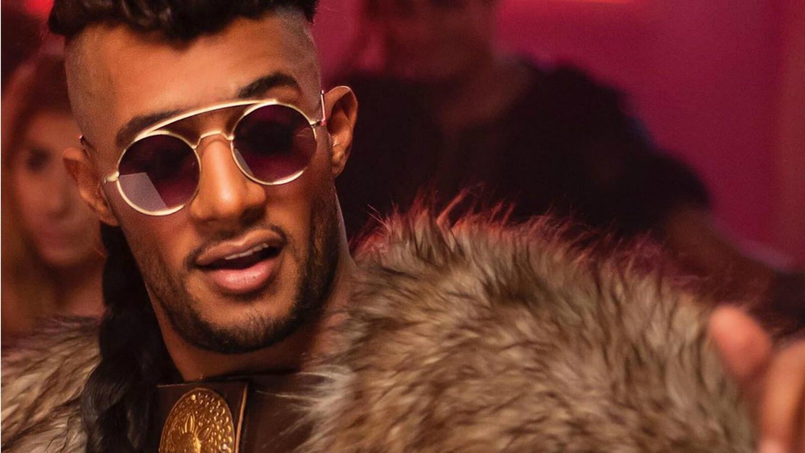 محمد رمضان يفاجىء متابعيه بتغيير اسمه .. فما هو اسمه الجديد ؟!