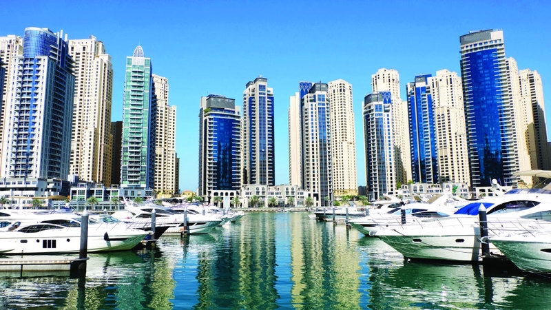 مبيعات عقارات دبي تسجل 185.14 مليار درهم منذ بداية 2025