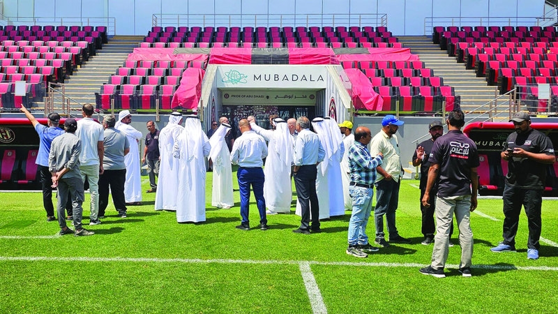 اتحاد الكرة يُناقش العمليات الإعلامية والبث التلفزيوني لنهائي الكأس