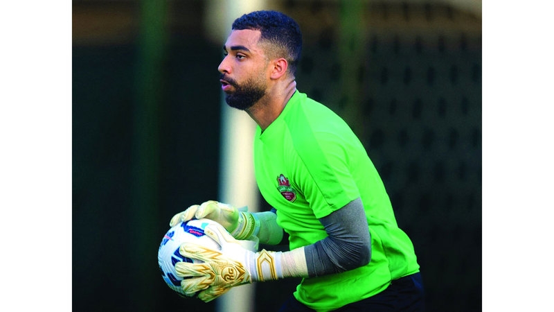 المقبالي: شباب الأهلي يسعى لإنهاء الموسم بلقبي الدوري والكأس