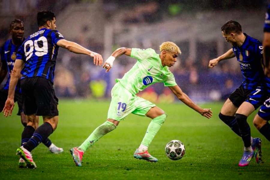إنتر ميلان يقهر برشلونة في "سان سيرو" ويتأهل إلى نهائي دوري أبطال أوروبا