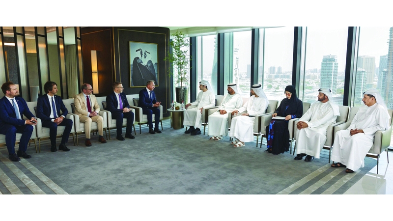 مكتوم بن محمد: الإمارات منصة عالمية تنطلق منها الشركات لصناعة الفرص