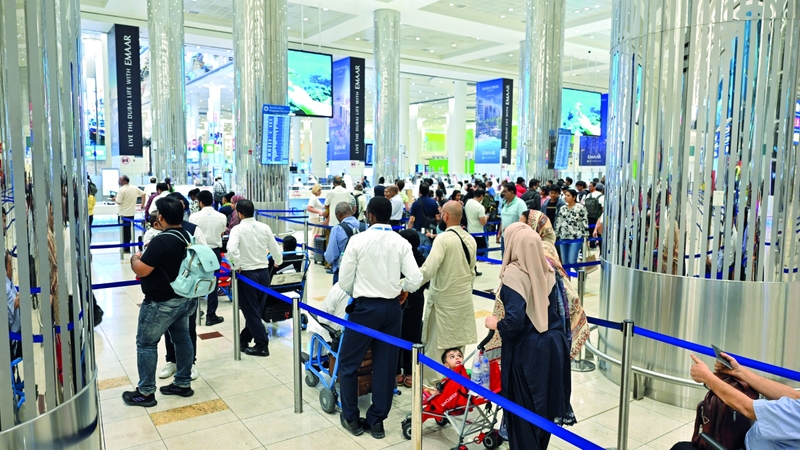 ذروتان للسفر في الشهرين المقبلين.. وأسعار التذاكر أعلى بـ 35%