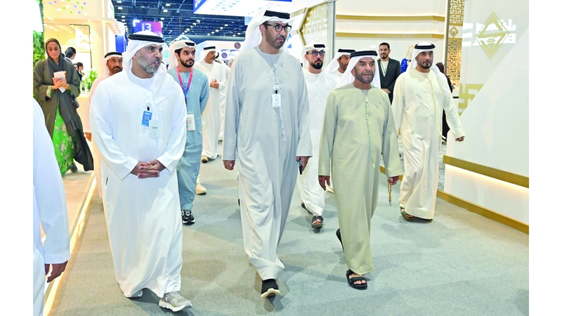 سرور بن محمد يزور «اصنع في الإمارات 2025»