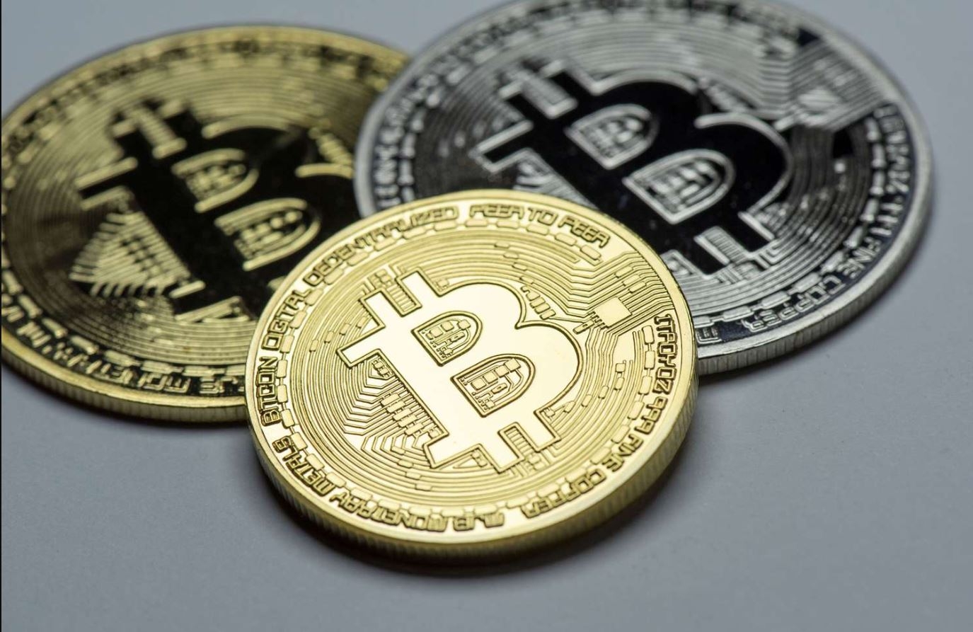 مجرم يتبرع بـ«بيتكوين» بقيمة 40 مليون يورو لوزارة العدل التشيكية