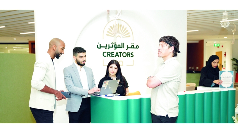 مقر المؤثرين ينظم جلسات لتحويل المنتج الإبداعي إلى علامة تجارية