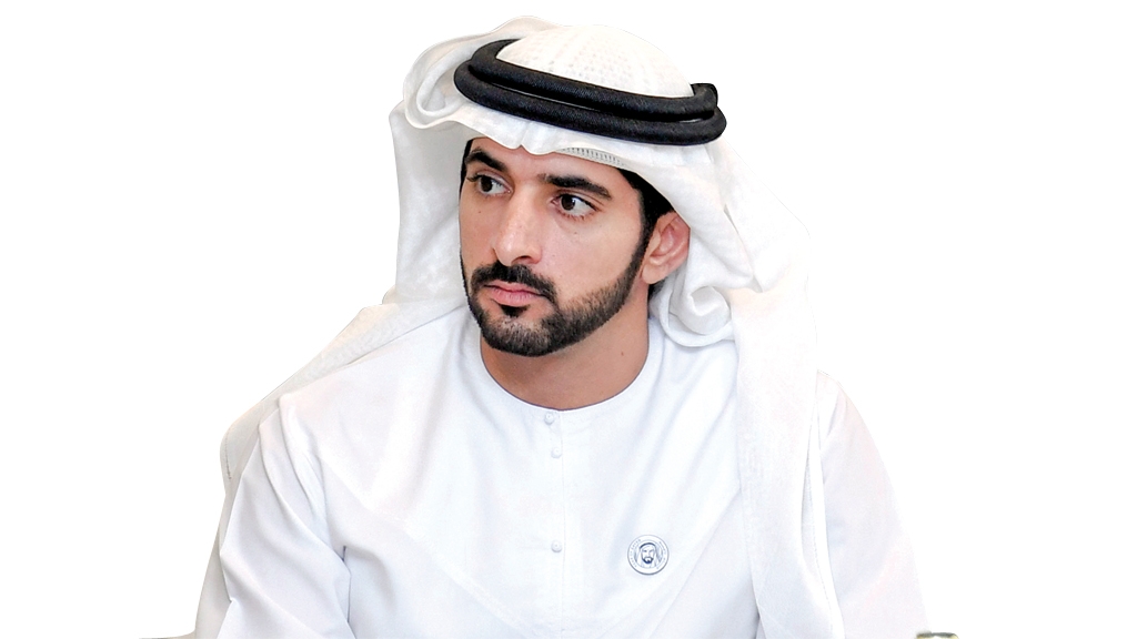 محمد بن راشد: لكل من وقف بعرفات لا تنسونا من دعائكم