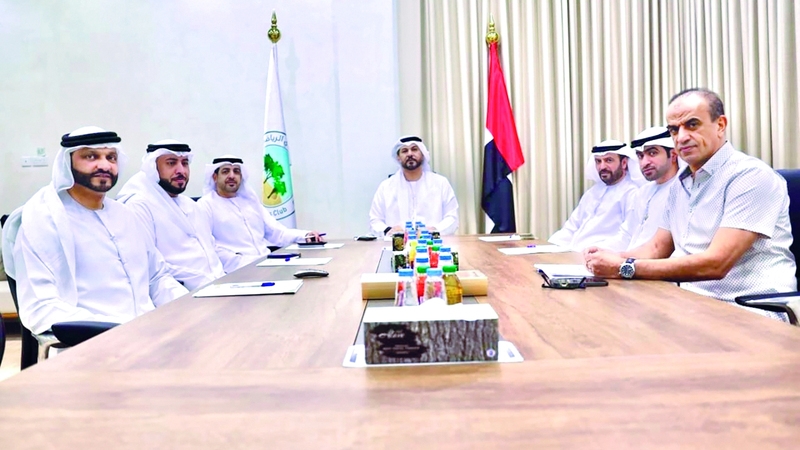 «البطائح» يوزع المهام الإدارية على أعضاء شركة الكرة