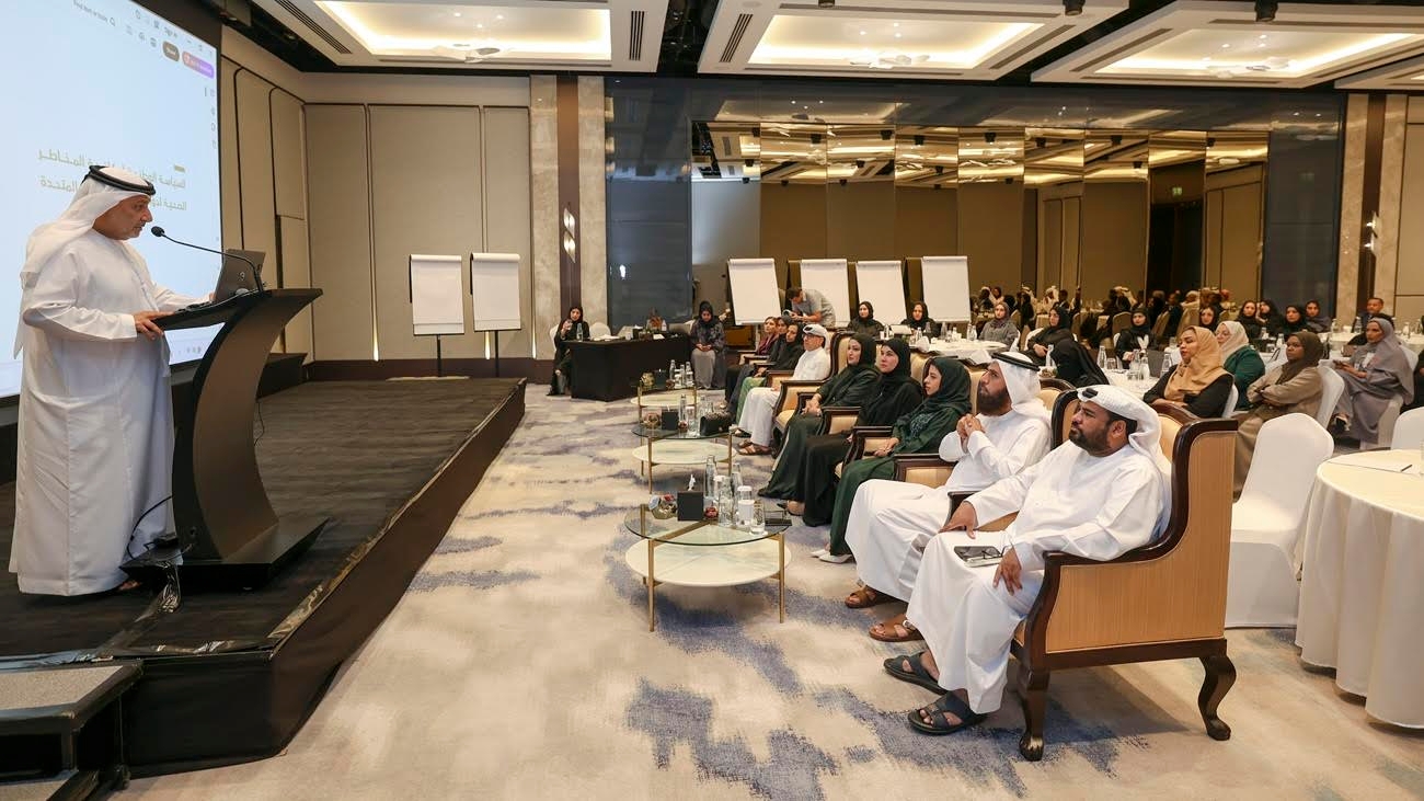 "الصحة" تناقش الخطة التنفيذية للسياسة الوطنية لمكافحة المخاطر الصحية في الدولة