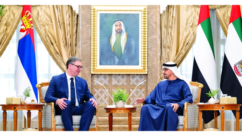 رئيس الدولة والرئيس الصربي يؤكدان أهمية تبني الحوار والدبلوماسية لمعالجة الأزمات بالمنطقة