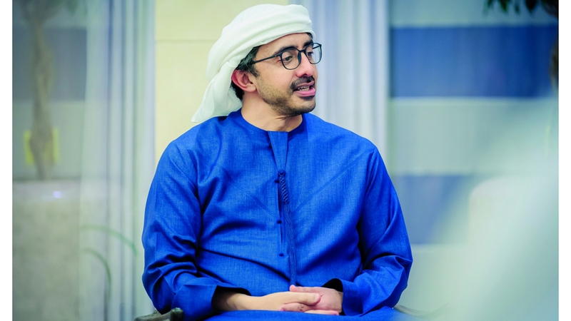 عبدالله بن زايد: الاستثمار في الإنسان يبدأ بالتربية والتعليم