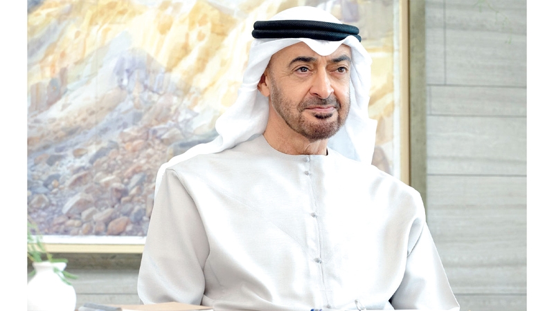 رئيس الدولة يبحث مع الرئيس الإيراني علاقات البلدين والتطورات الإقليمية