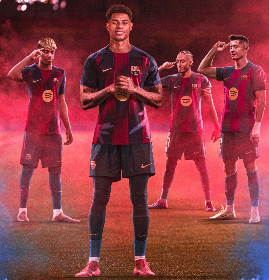 برشلونة يقترب من ضم راشفورد على سبيل الإعارة مع أحقية الشراء