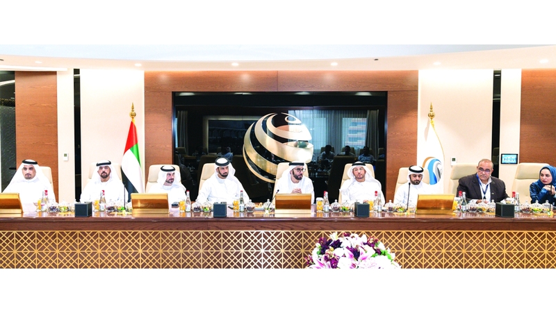 جمارك دبي تعقد لقاءً تنسيقياً مع التجار لبحث تسهيل حركة الشحنات التجارية