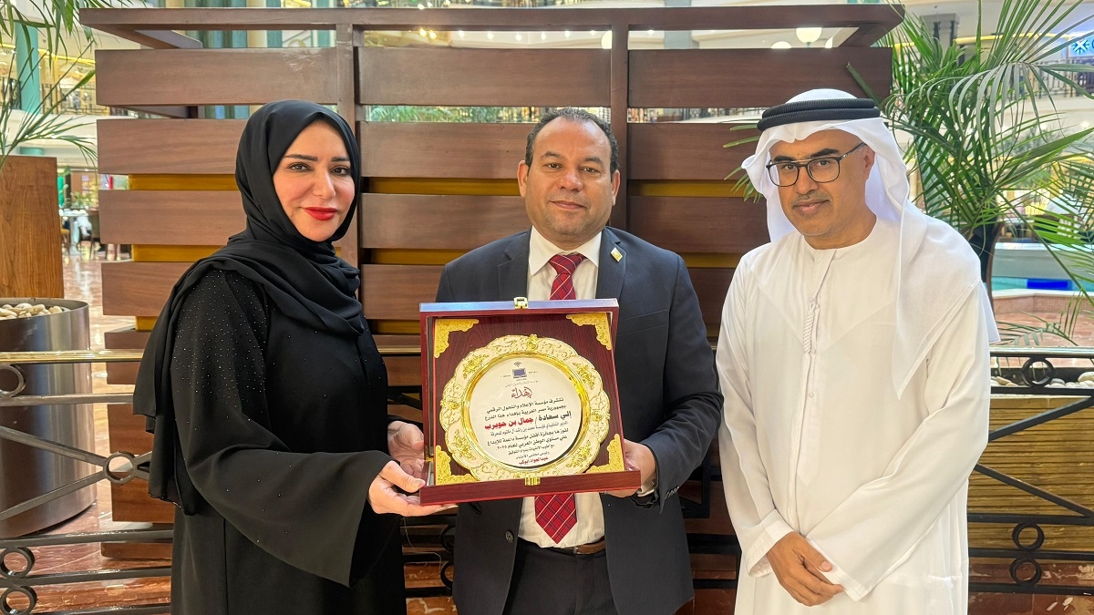 «محمد بن راشد للمعرفة» تحصد جائزة أفضل مؤسسة داعمة للإبداع