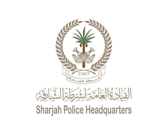 شرطة الشارقة تتعامل مع حريق في مستودع للملابس بالمنطقة الحرة بالحمرية