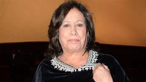 نقل الفنانة حياة الفهد للمستشفى بعد تعرضها لوعكة صحية