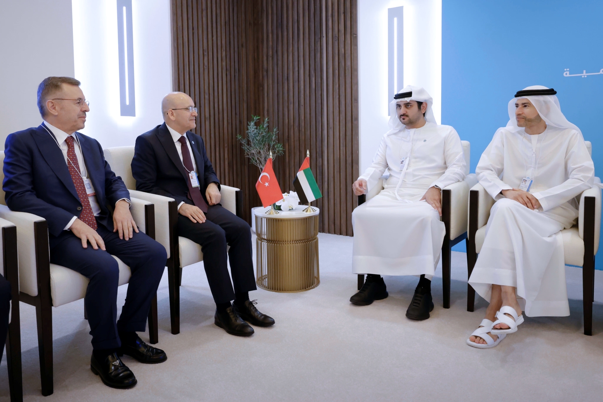 Maktoum bin Mohammed meets with Minister of Treasury and Finance of Türkiye