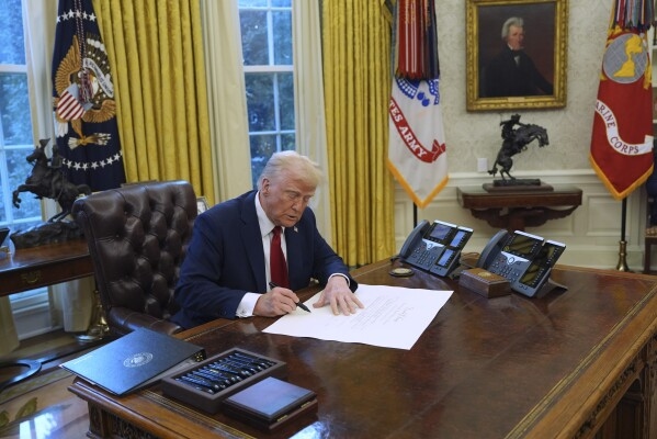 Trump Introduces 'Golden Card' for U.S. Residency at $5 Million