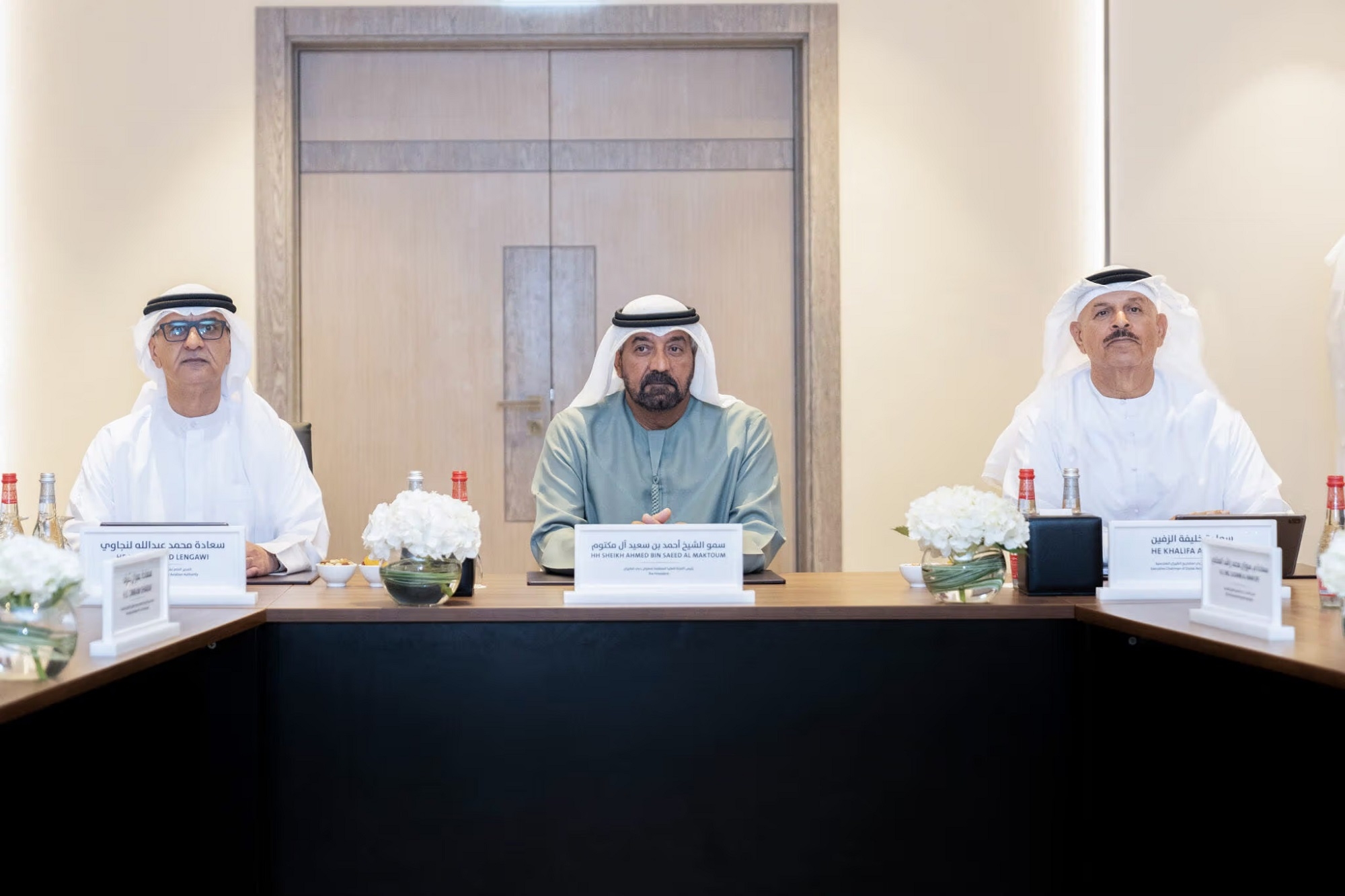 Ahmed bin Saeed chairs the first meeting of the Supreme Committee