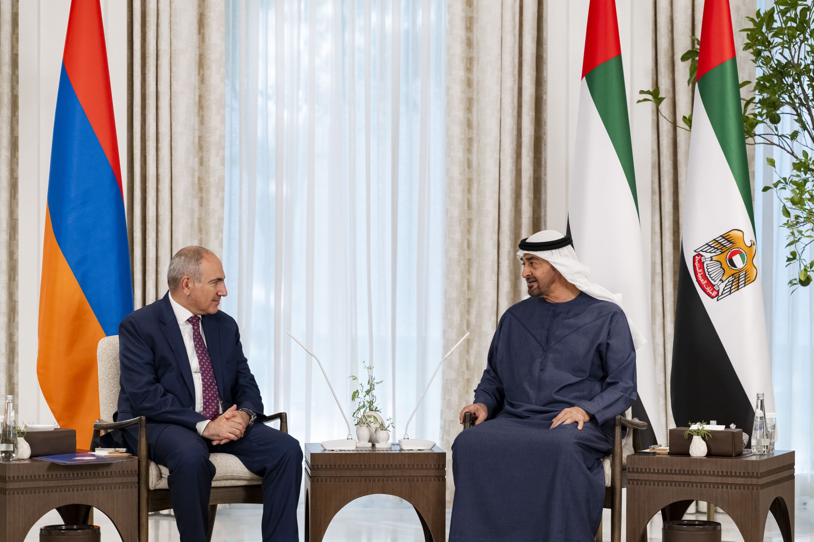 UAE President, Armenian Prime Minister discuss bilateral relations