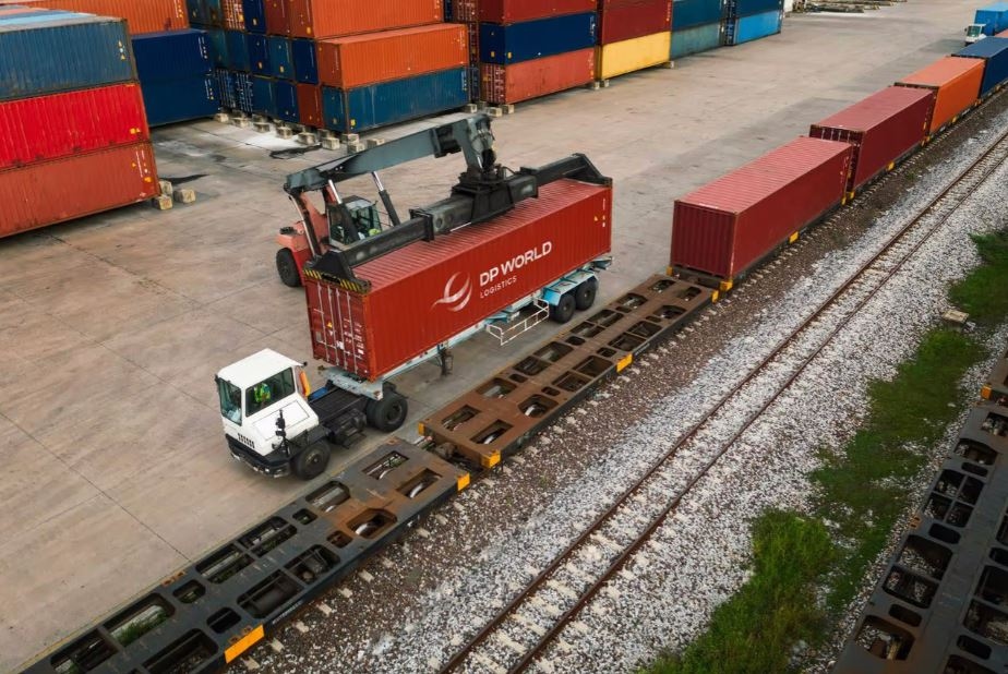 DP World reports strong H1 2025 results: revenue up 20.4%, container volumes rise 6.7%