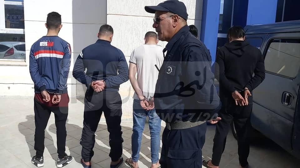 إيداع 5 متهمين الحبس وحجز 13540 قرص 'بريغابالين' مخبأة بحافلة النقل الجامعي