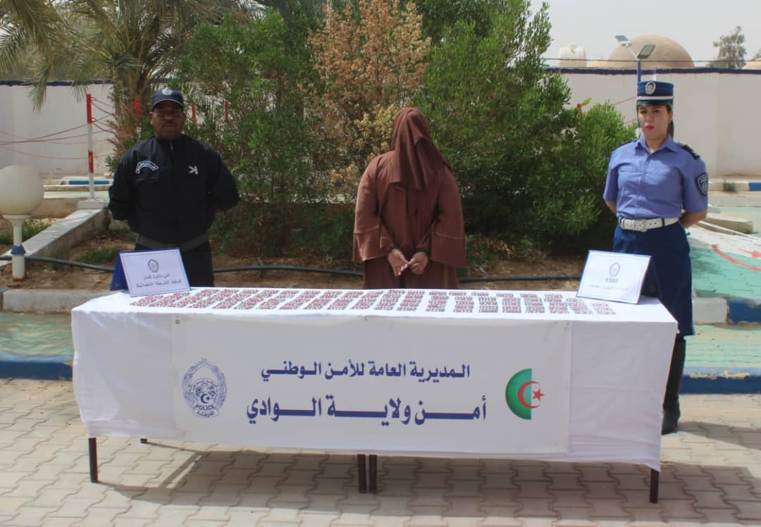 الوادي.. إحباط عملية نقل وتهريب أزيد من 1500 قرص مهلوس من قبل فتاة