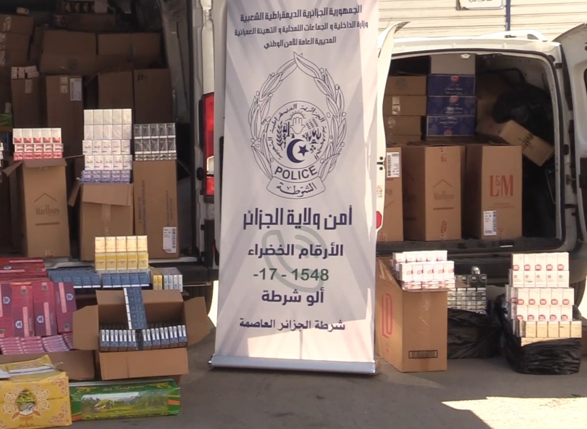 شرطة العاصمة تحجز مواد تبغ وسجائر مقلدة بقيمة مالية تفوق 5 ملايير سنتيم