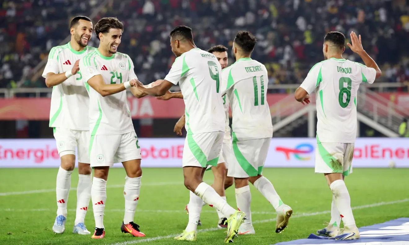 'الكاف' تشيد بالأداء المثالي للمنتخب المحلي