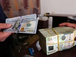 مصرف ليبيا يبيع مليار دولار للشركات والأفراد خلال يومين