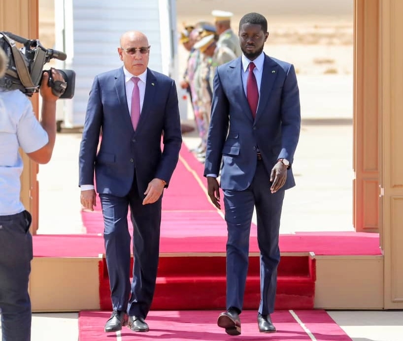 الرئيسان غزواني وديوماي فاي يدشنان استخراج الغاز من حقل "أحميم"