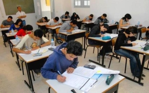 قبيل الامتحانات بالجزائر.. عقوبات السجن ضد "الغشاشين" تثير الجدل