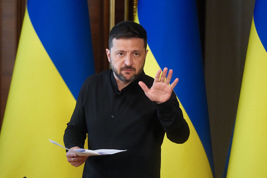Zelenskyy backtracks from curbing anti-corruption bodies after protests
