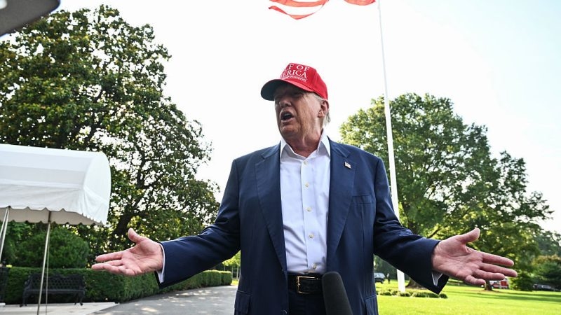 EU sticks to Trump's 9 July tariff deadline despite US extension hints