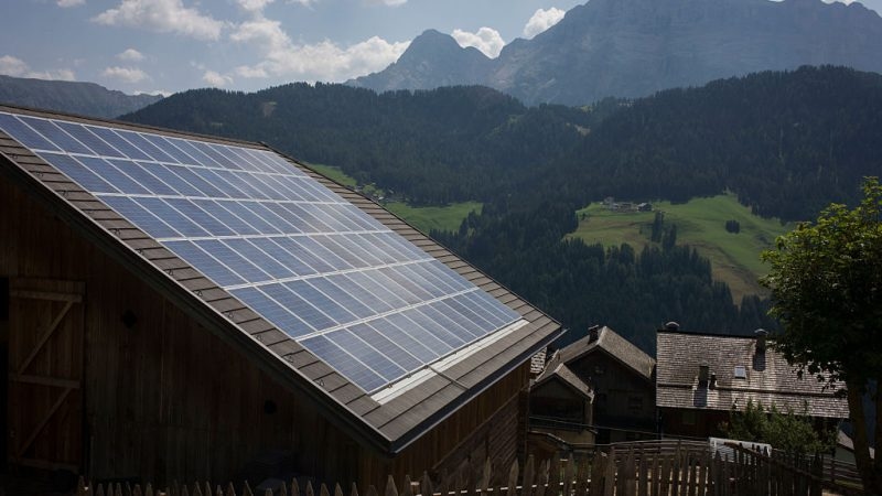 Industry spooked as solar power growth slows in Europe