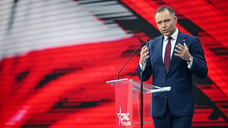 Poland's president-elect sets tougher tone with Kyiv in first call with Zelenskyy
