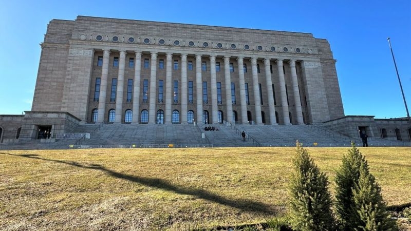 Finnish MP commits suicide in parliament