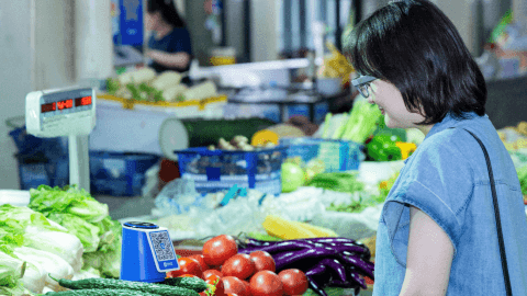 Alipay embeds payments into AR glasses