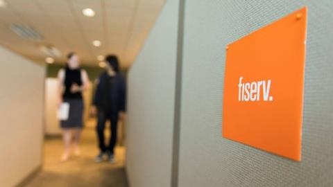 Fiserv unveils stablecoin for banks