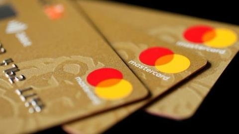 Mastercard and MoonPay bid to mainstream stablecoin payments