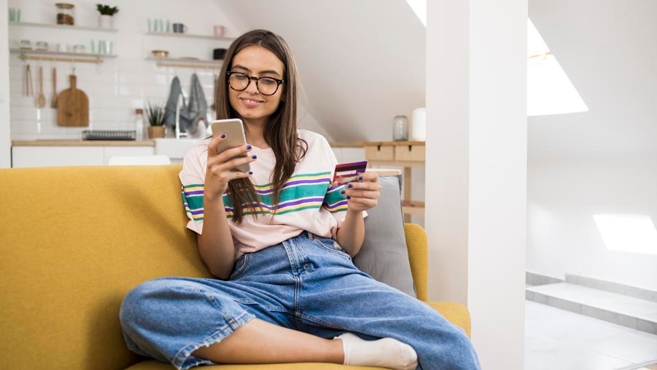 Best Debit Cards For Kids And Teens In 2025