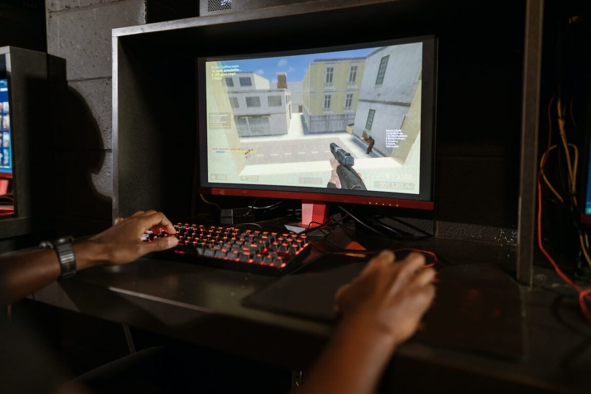Best CS2 Skins From Fever Case